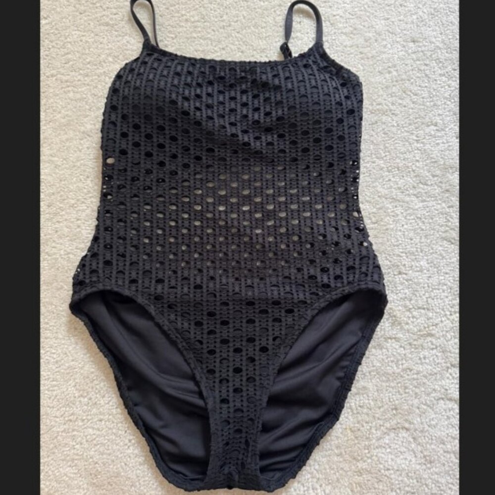 Carmen Marc Valvo swim suit - Never worn